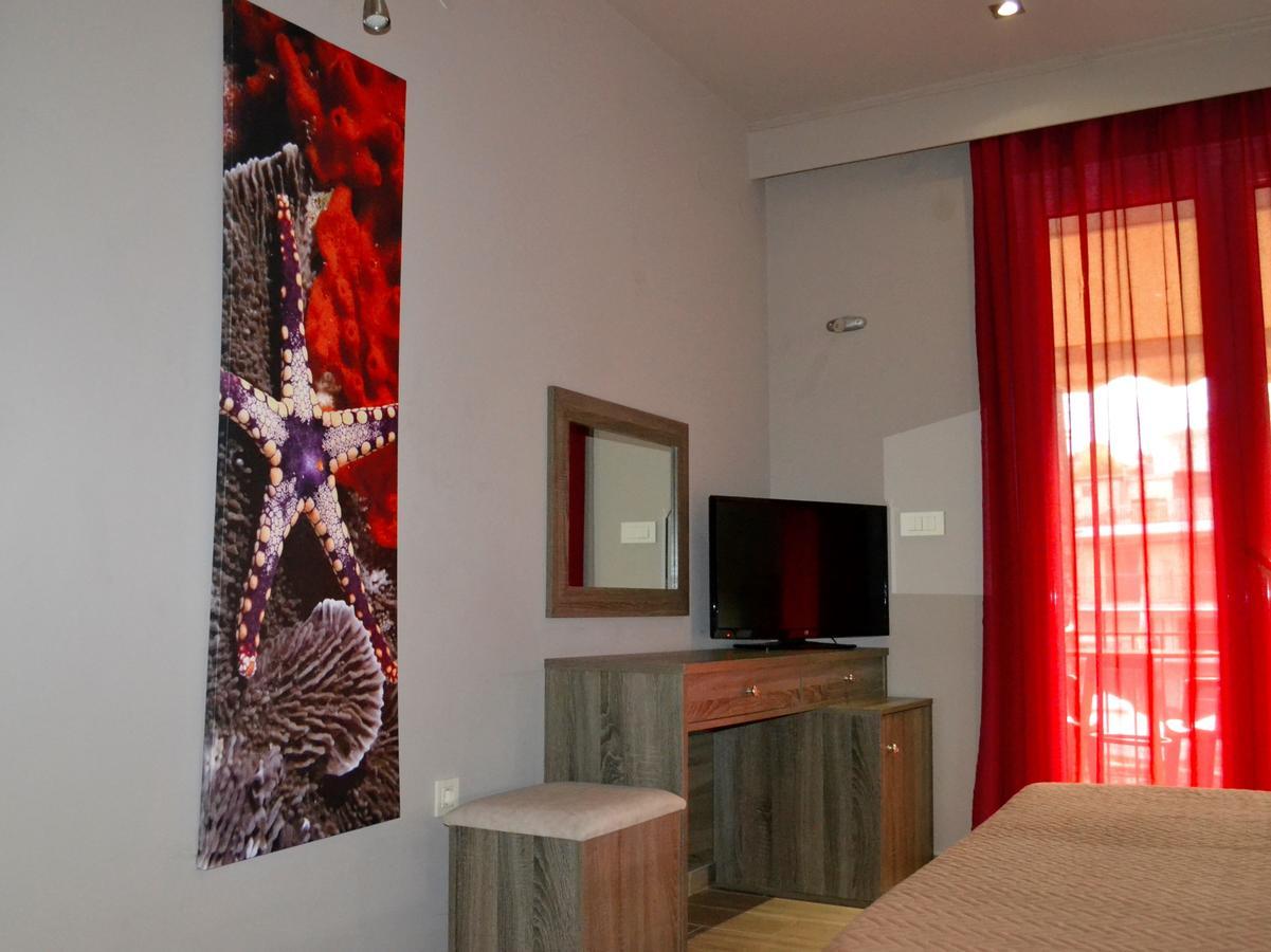 Ritsas Hotel 托隆 外观 照片