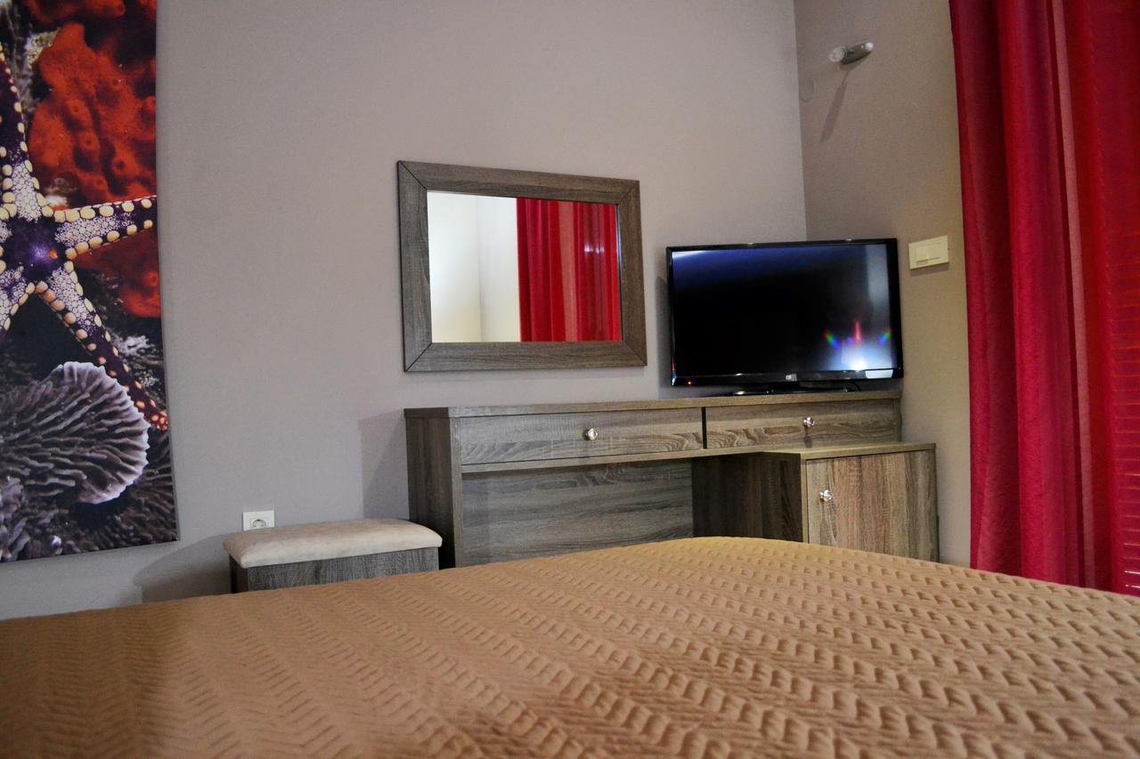 Ritsas Hotel 托隆 外观 照片