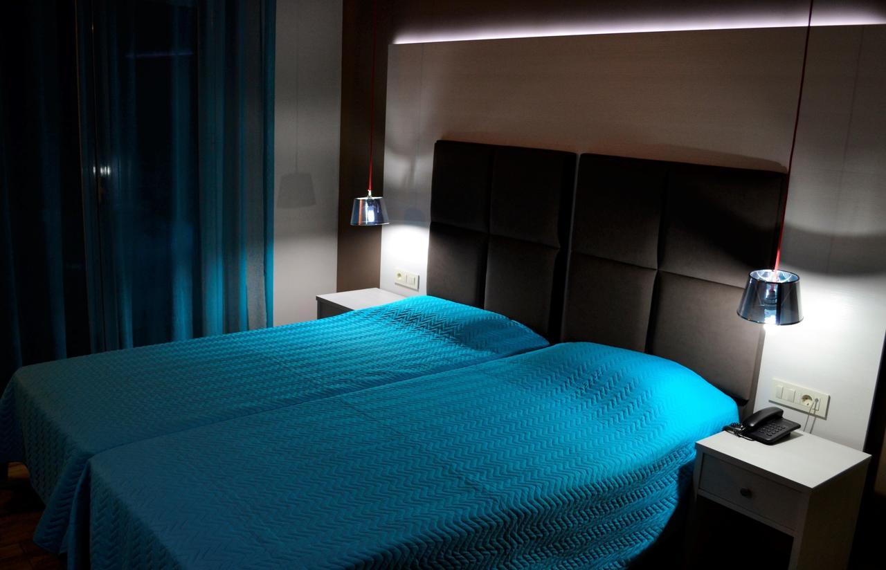 Ritsas Hotel 托隆 外观 照片